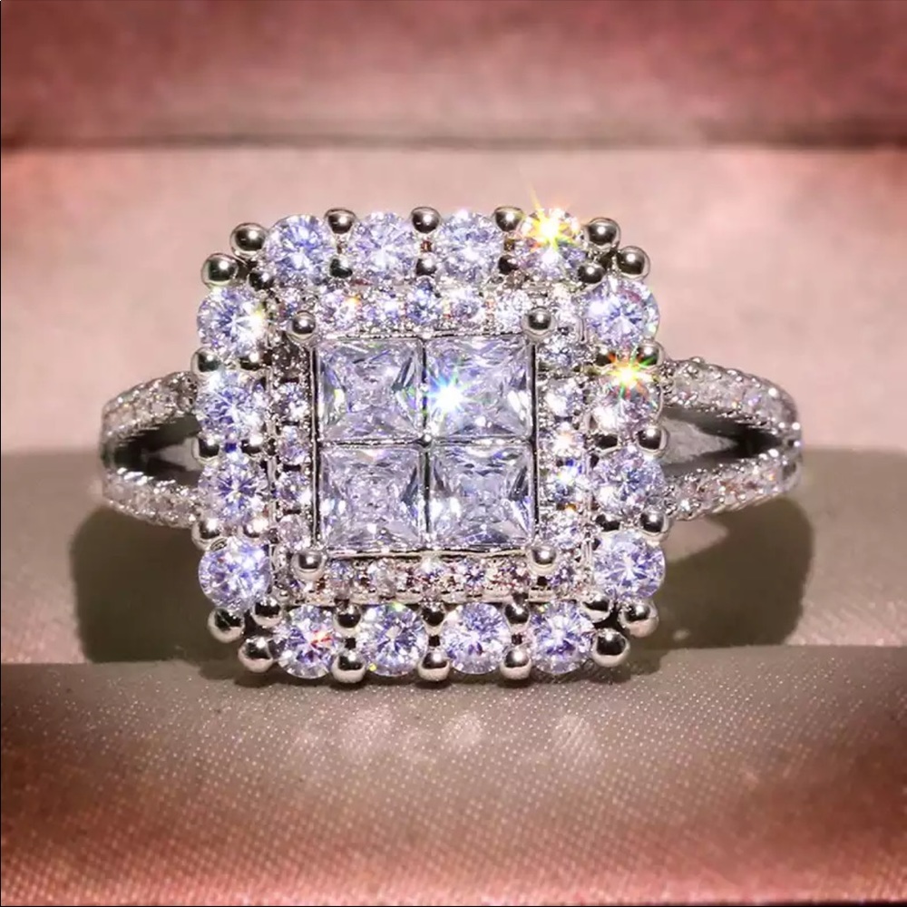 New Women’s 925 Silver Beautiful Square Diamond Ring - Picture 1 of 6